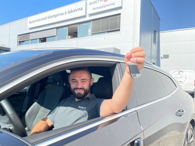 Rozhovor s vedoucím autopůjčovny Jakubem Šmahelem